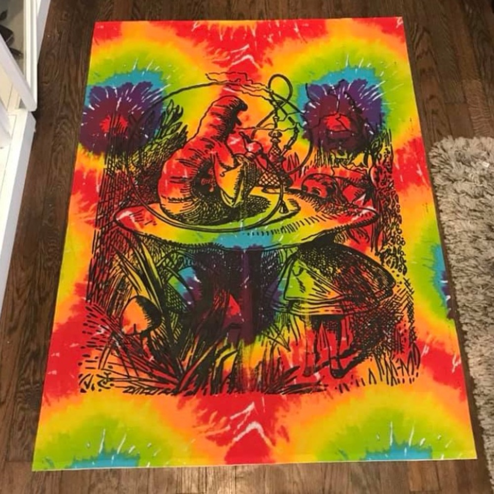 Wall tapestry- tie dye Alice in Wonderland